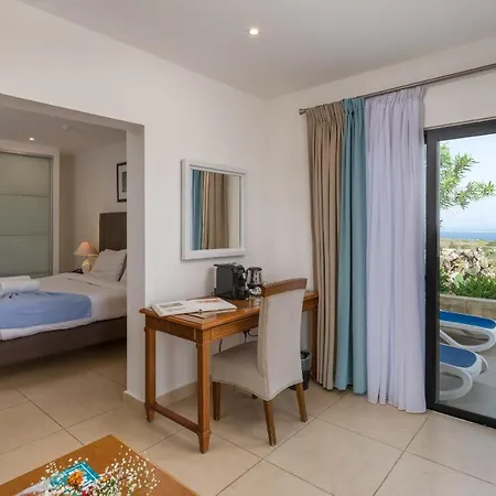 Hotel Ta' Cenc & Spa Sannat Exterior foto A room at the hotel