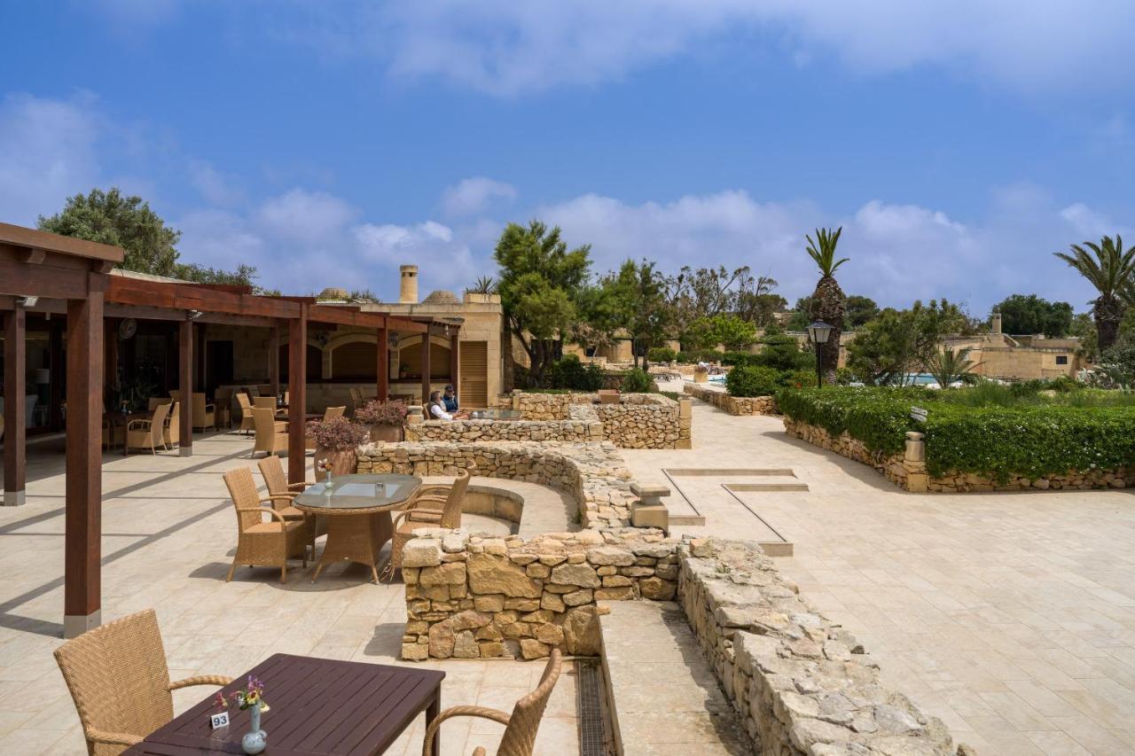 Ta' Cenc & Resort
