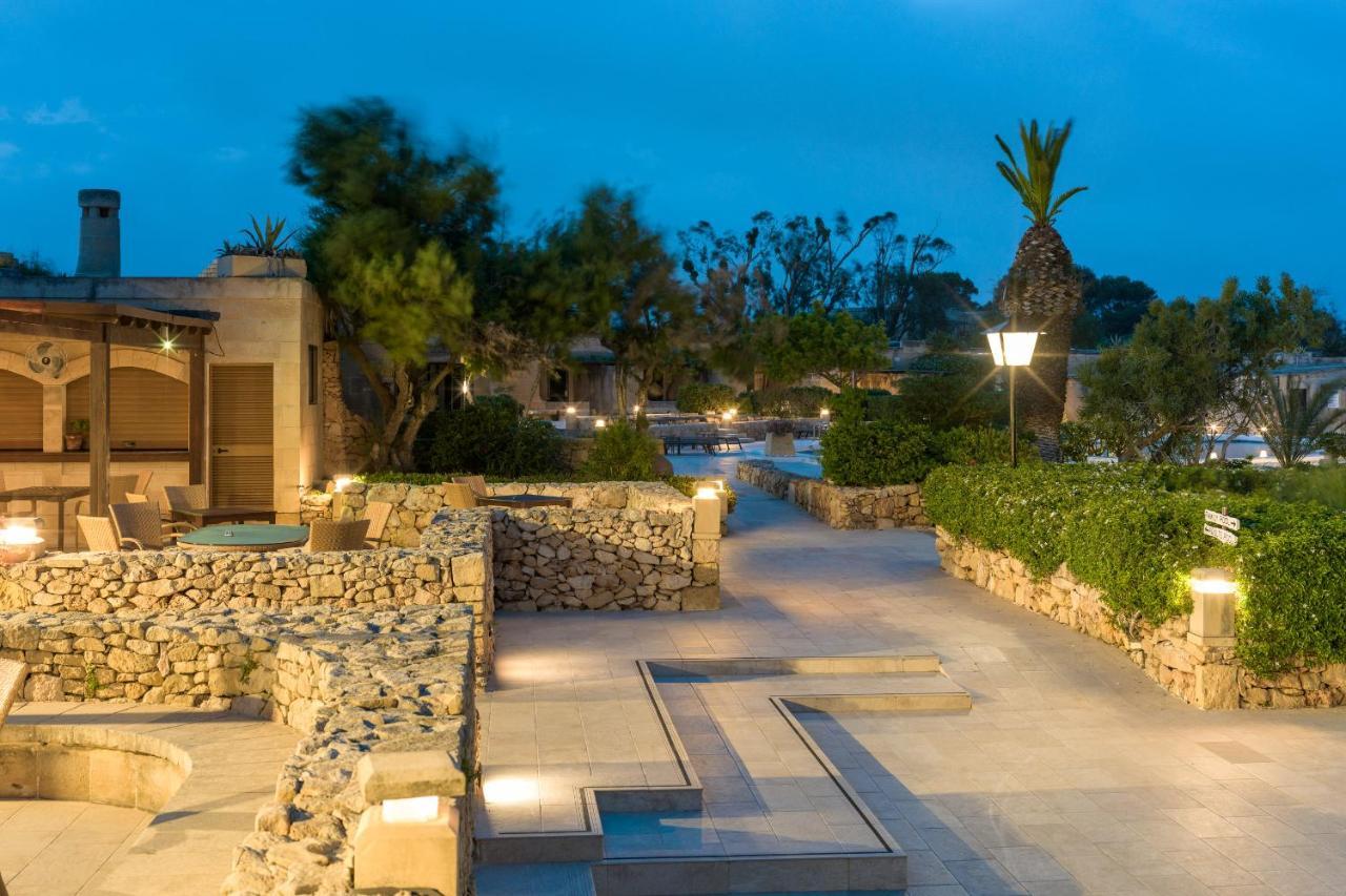 Ta' Cenc & Resort 5*