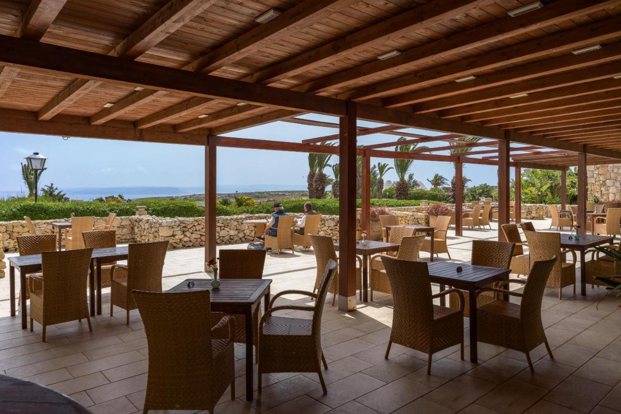 Ta' Cenc & Resort 5*