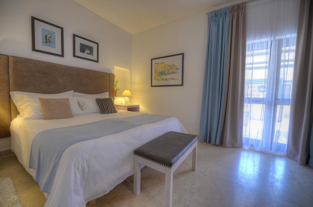Ta' Cenc & Resort 5*